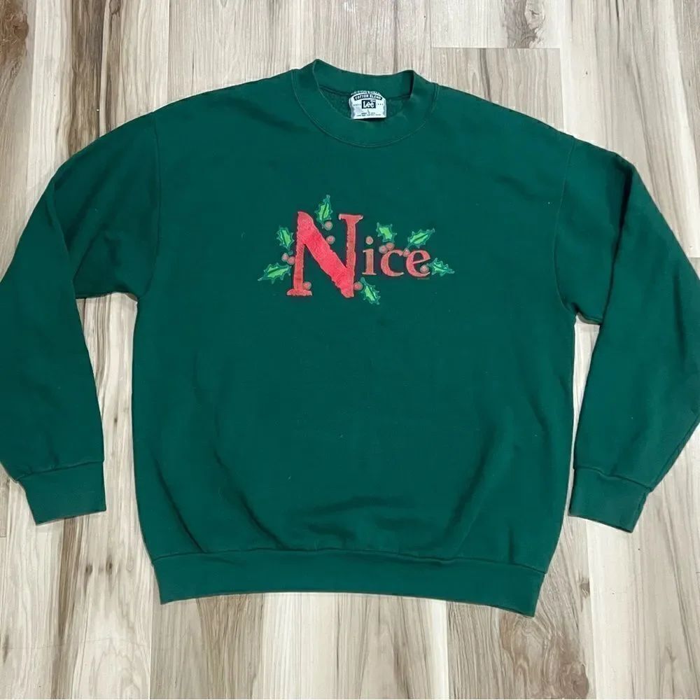 Vintage Lee Christmas Nice Crewneck Sweatshirt Women’s Large
